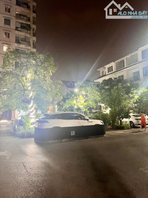 BÁN NHÀ VƯỜN KHU ĐÔ THỊ SỐ 6 ĐỘI NHÂN, BA ĐÌNH 141M2, 4 TẦNG, 52 TỶ. - 5