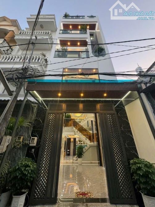 Bán nhà Lâm Thị Hố - Quận 12-  Ngang 4x dài 14-  5 Tầng- 6,3Tỷ-Nhà mới 100% - - 6