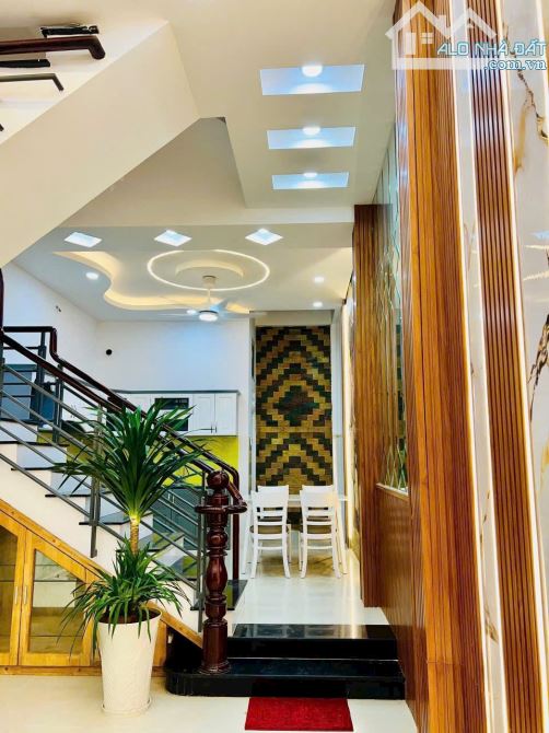 Bán nhà sát Hương Lộ 2 Lê Văn Quới , 4 x 14m , 3 tầng 4pn , tặng nội thất chỉ nhỉnh 5 tỷ - 6