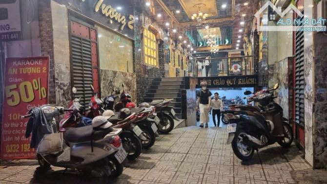 Bán nhà biệt thự mặt đường Đặng Văn Bi gần chợ Thủ Đức (200m²) 49 tỷ - 6