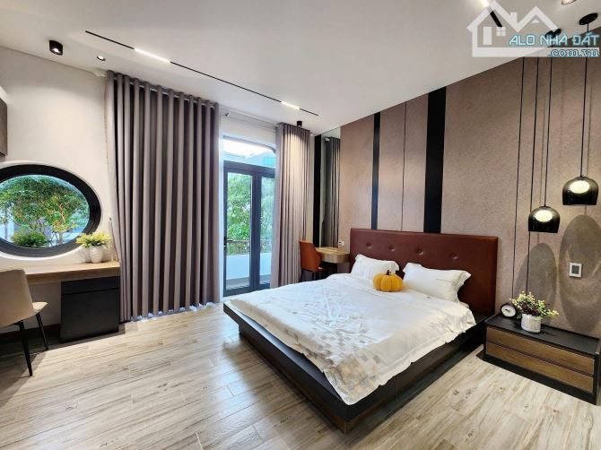 CỰC HIẾM đường 3/2 Q10 - 133m2 - Xe tải thông - 6 tầng - thang máy - MT 8m NHỈNH 200tr/m2 - 7
