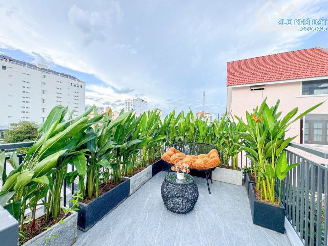 QUẬN 7 - NHÀ ĐẸP 4 TẦNG - 4.2x19M - NỞ HẬU 6.6M - ĐỈNH CAO THIẾT KẾ - CHỈ 7.39 TỶ - 8