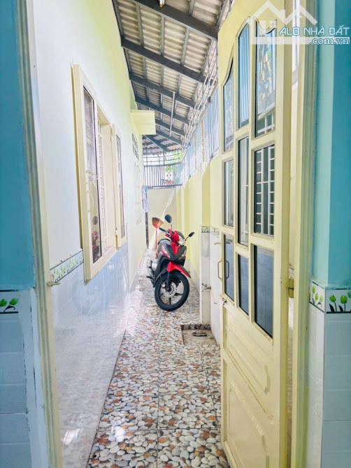 Bán Nhà  2 Mặt Tiền  Hẻm Hóc Môn- 78 M2 - 2Tầng - HXH Thông - Chỉ 3,1 Tỷ. - 9