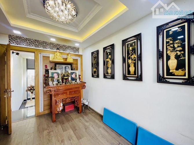 Nhà Đẹp Quận 10-HXH CMT8-4 Tầng-43M2- Giá chỉ 9🧄2 TL‼️‼️ - 9