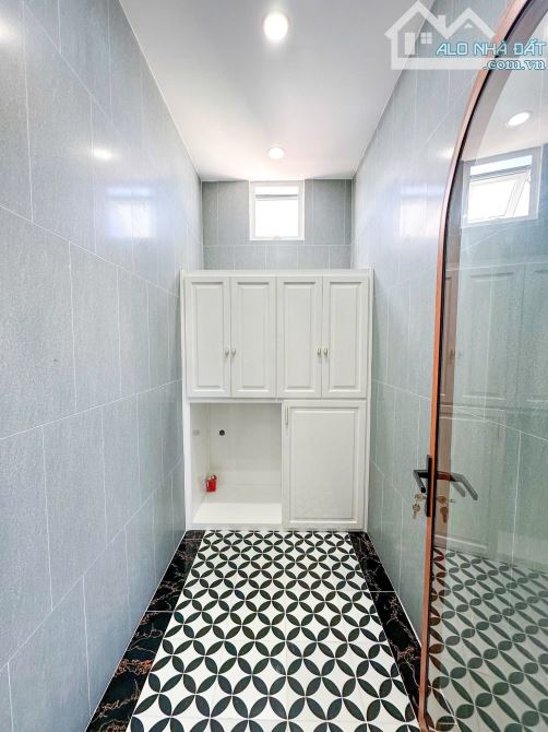 NHÀ MT NGANG 10M HẺM LT 3-4 NGUYỄN VĂN CỪ, GẦN ĐH Y DƯỢC, ĐH CẦN THƠ, NINH KIỀU - 9