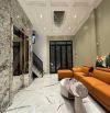 🏠 Phố Lạc Long Quân, 39m2 nhỉnh 10 tỷ, ngõ thông, gần ô tô, tháng máy, lô góc, sát hồ Tây