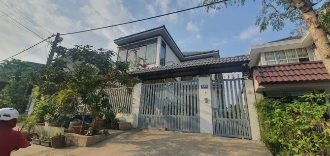 Siêu Biệt thự Nguyễn Trọng Tuyển ngay vòng xoay Lê Văn Sỹ P2 Q.TB DT:15x20m 2Tầng Giá:30Tỷ - 1