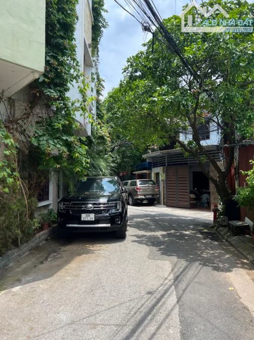 Bán gấp nhà lô góc Ngọc Thụy, Long Biên, ô tô tránh, gara, 76m², MT 8.2m, 13.5 tỷ