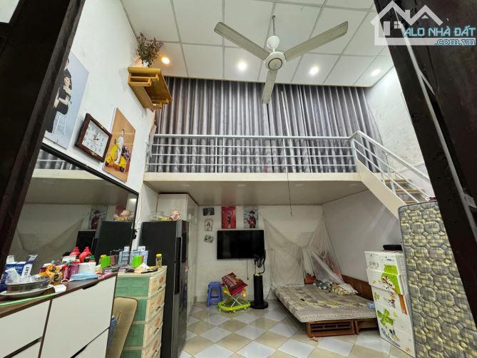 Nhà đẹp cạnh Parkcity 45m2- ngõ rộng- gần ô tô- chỉ hơn 6 t.i? - 1