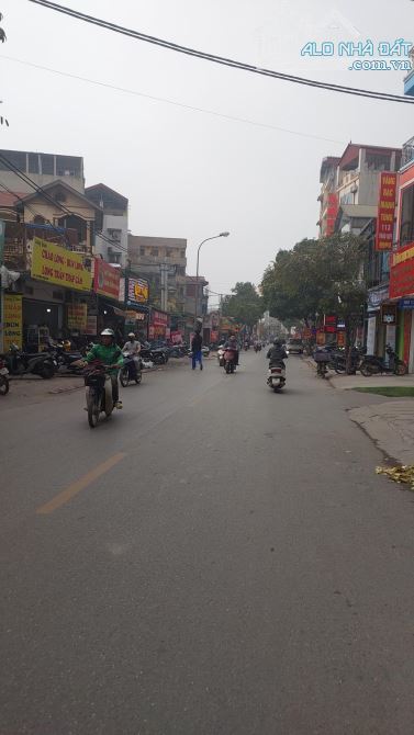 Bán nhà đất thổ cư phố ngô Xuân Quảng trâu quỳ gia Lâm Hà Nội