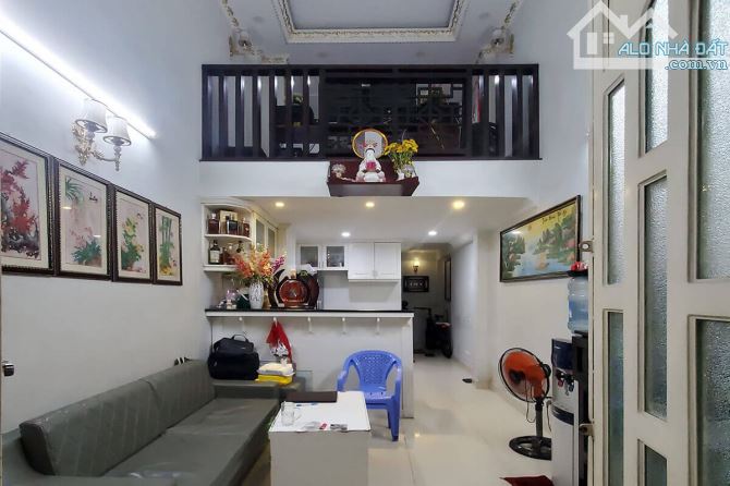Bán nhà Trần Hụy Liệu Phú Nhuận, Phường 12, 4 Tầng (3.2m x 9m) 27.7m² - Giá 5.8 tỷ TL