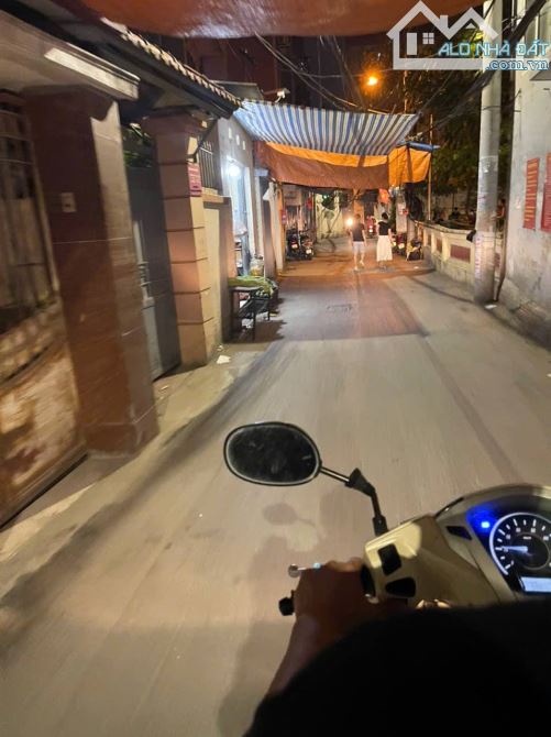 🧨🧨🧨NHÀ CỔ NHUẾ GIÁ MỀM - NHÀ MỚI - NGÕ RỘNG - FULL NỘI THẤT - 48M2 - 4 TẦNG - 9.5TỶ