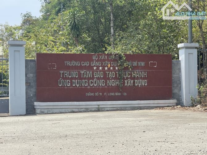 Đất Mặt Tiền Đường Số 11 Long Bình Thủ Đức Chỉ 1triệu/m2 DT:138000m2 Gấp bán