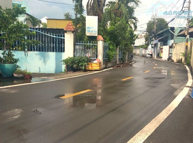 1 TRỆT 3 Lầu, Sân THƯỢNG, Đ.LÊ VĂN THỊNH -Q2 6,9 Tỷ Còn T. lượng