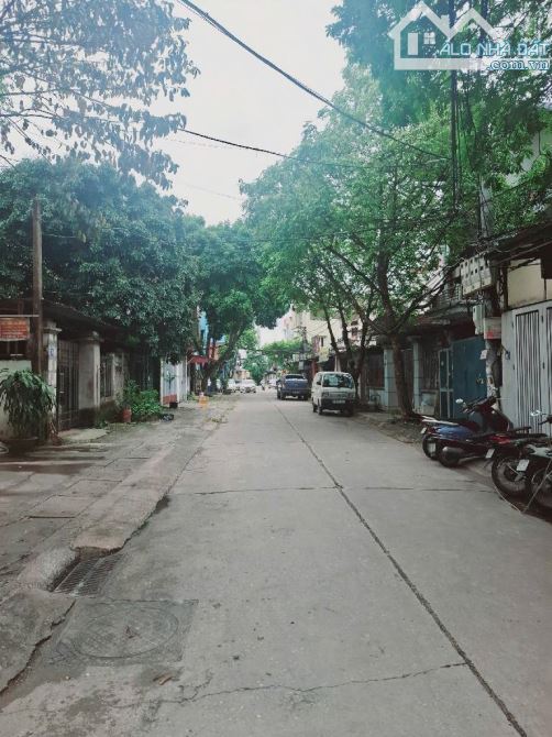 Bán Nhà Cổ Linh _Thạch Bàn 6Tầng Thang Máy, Ôtô Đỗ Cửa.Gía Nhỉnh 7Tỷ