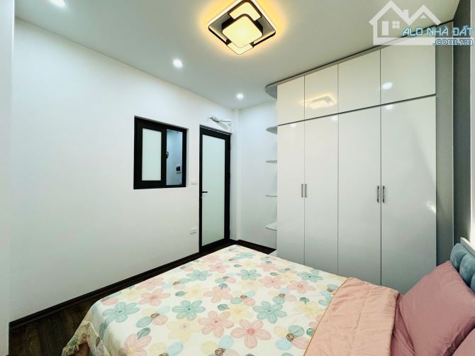 Bán nhà Khương Hạ, 35Mx5 Tầng, 5 ngủ, gần ô tô, chỉ 7.75 Tỷ