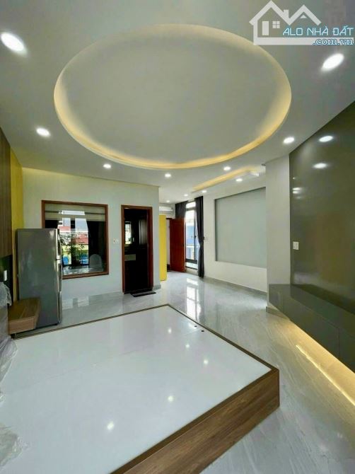 Nhà Đẹp An Dương Vương Quận 5 - Ngang 4.3m Nợ Hậu 5.7m - Giá Nhỉnh 13 Tỷ