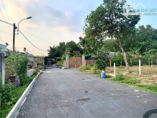 ĐẤT MẶT TIỀN ĐƯỜNG NHỰA CẦN BÁN GẤP 95M2 GIÁ 470TR ẤP CÂY SỘP TÂN AN HỘI CỦ CHI