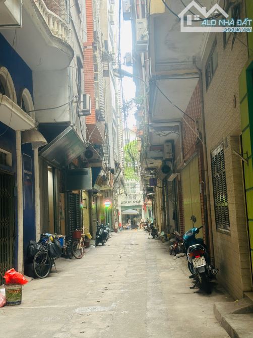 KINH DOANH ,Ô TÔ ,CẦN BÁN NHÀ HUỲNH THÚC KHÁNG,HÀ ĐÔNG ,45M2 GIÁ 12.8 TỶ