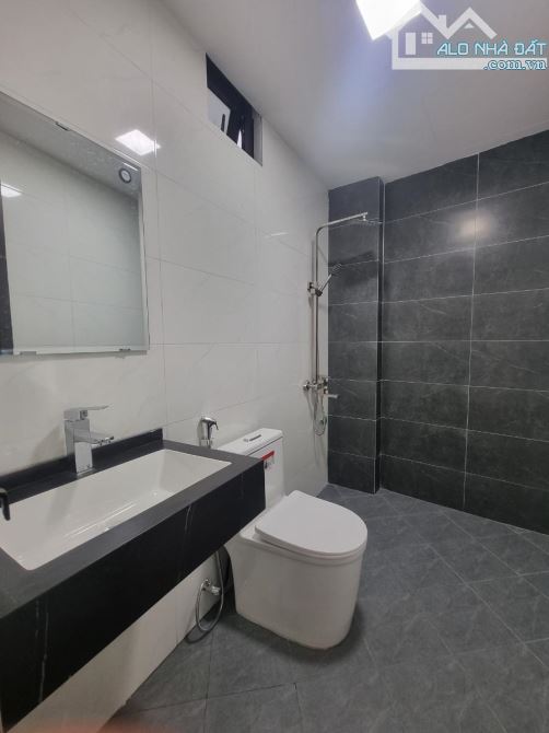 Siêu phẩm ô tô đỗ cửa, phố Lê Trọng Tấn, Thanh Xuân, 40m*6T, Thang máy, full nội thất.