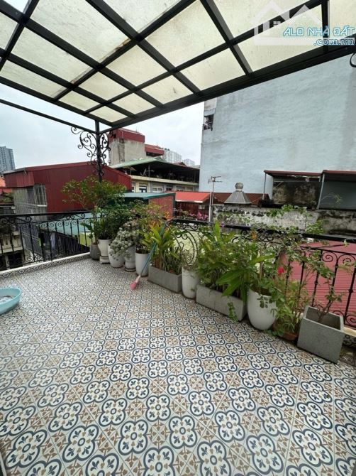 Cần bán nhà Vĩnh Tuy : MẶT TIỀN QUYỀN LỰC – NGÕ NÔNG – NHÀ MỚI ĐẸP – GẦN Ô TÔ - Ở NGAY