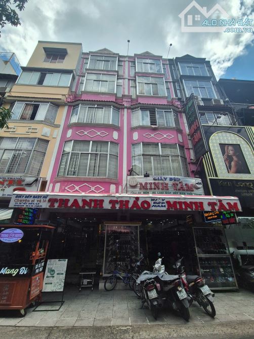Mặt tiền 5 lầu ngay An Dương Vương- Sư Vạn Hạnh Quận 5 ( 8x9m) Giá bán: 30 Tỷ.