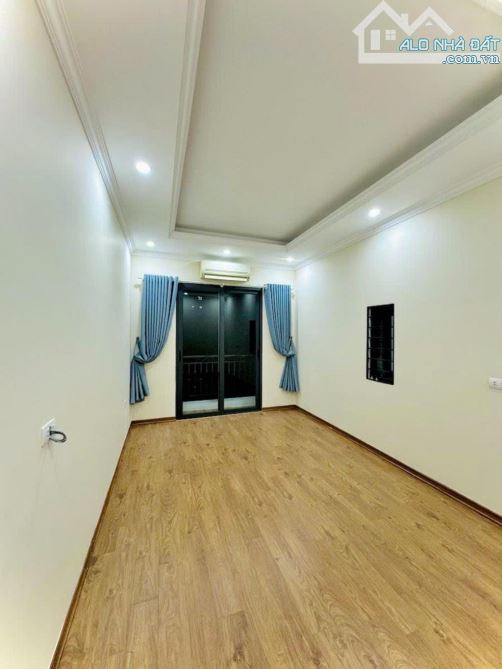Bán nhà phố nguyễn đức cảnh 38m2 6 tầng mt 4m – mặt ngõ thông – giá 7.85 tỷ