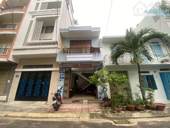CẦN VỐN LÀM ĂN ĐÀNH LÒNG BÁN CĂN NHÀ TÂM HUYẾT GẦN CHỢ ĐẦM VÀ BIỂN