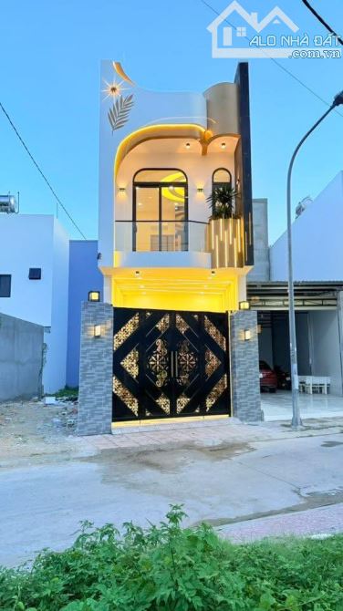Nhà P5 mới xây dựng mặt tiền Rạch Bạch Nha, Mỹ Tho Tiền Giang