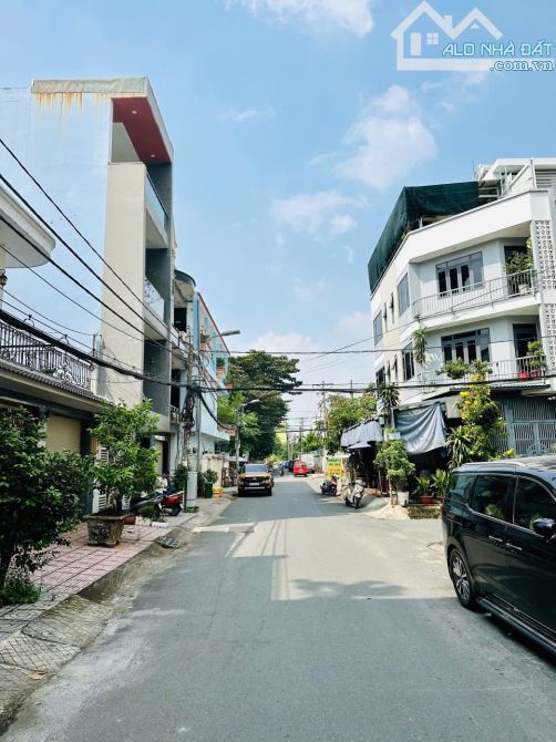 Diện tích khủng 78m2 - 10.88 tỷ! Bán nhà Bình Thạnh, 5 tầng HXH 6M Vũ Ngọc Phan thông