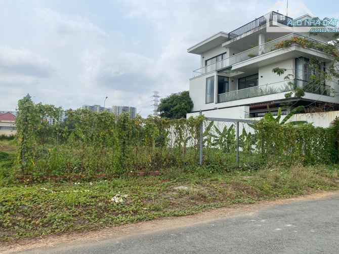 Bán đất khu dân cư Phú Nhuận Phước Long B đường Đỗ Xuân Hợp Quận 9 cũ (300m2) 85 tr/m2