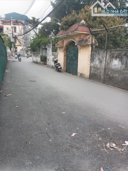 Bán đất Bùi Huy Bích, Giải Phóng Hoàng Mai 40m Mt 3.6m chỉ 7 tỷ. 31 lô từ 7 tỷ đến hơn 10