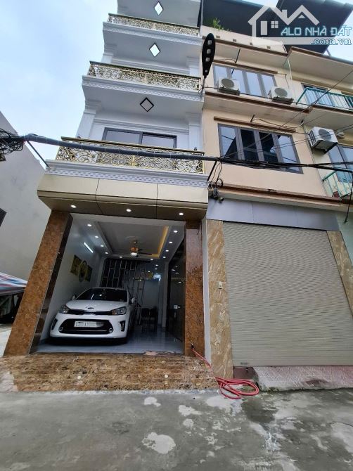 Siêu phẩm nhà đẹp Đông Mỹ 40m 4 t ô tô đỗ trước nhà tiện ích bạt ngàn giá 6.85 tỷ