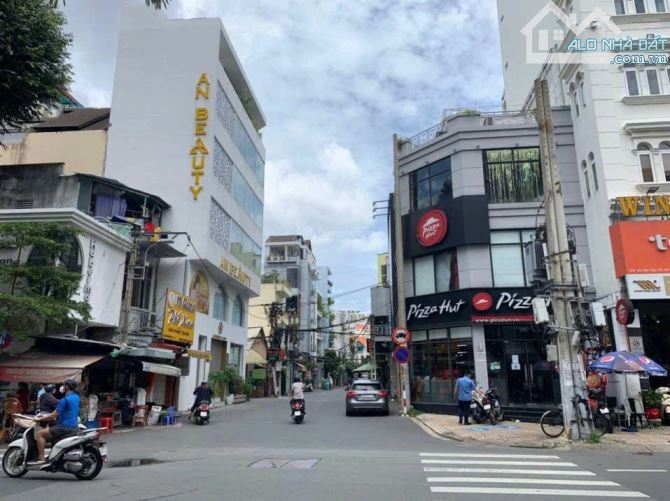 Bán nhà góc 2 MT 351 An Dương Vương gần Lê Hồng Phong, P. 3, Quận 5. (4x20m) 5 tầng, giá 3
