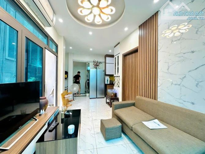 BÁN NHÀ LÊ TRỌNG TẤN - NGÕ Ô TÔ ĐUA - 65M