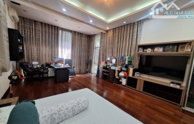 ĐẲNG CẤP CỦA GIỚI THƯỢNG LƯU - KHU VIP NHẤT BÌNH THỌ - GÓC 2 MẶT TIỀN, 1200m2