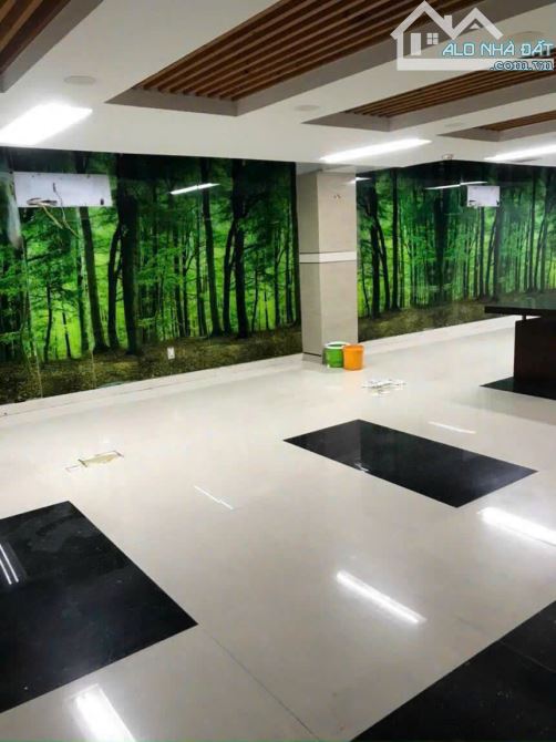 Bán nhà 73 Nguyễn Thị Minh Khai, Bến Thành, Q.1 - DT 17x20m - 140 tỷ