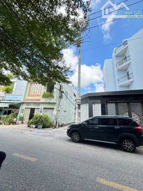 Bán nhà Cấp 4, hai mặt hẻm ô tô, Đông Hưng Thuận Q12, Trường Chinh, 250m, 12 tỷ