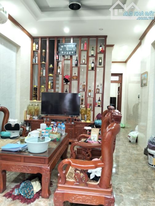 THANH LÂN , 50M2x 6T THANG MÁY , NGÕ RỘNG GẦN Ô TÔ , MẶT TIỀN 4,1M SIÊU ĐẸP , 9,3 TỶ