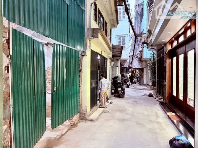 HOA LƯ , 38M² x 5T THANG MÁY , NGÕ THÔNG , 3 BƯỚC RA PHỐ , MẶT TIỀN 4,5M , 14,2 TỶ