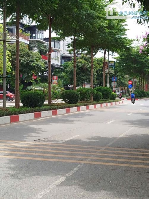 BÁN ĐẤT ĐẸP TRUNG TÂM XUÂN ĐỈNH – 50M² – NGÕ THÔNG – GẦN ĐẠI SỨ QUÁN HÀN – SỔ ĐỎ CHÍNH CHỦ