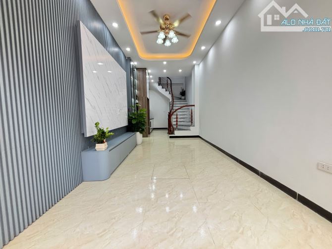 NHÀ MỚI ĐẸP MẬU LƯƠNG KIẾN HƯNG HÀ ĐÔNG OTO ĐỖ 15M CỔNG  FULL NỘI THẤT  35M2 5 TẦNG 7 TỶ