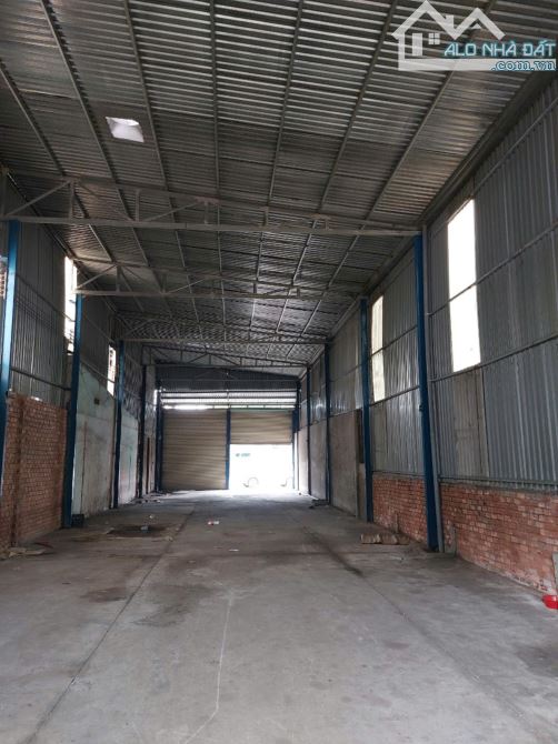 Bán đất tặng kho MT đường ĐT743C p.Tân Đông Hiệp Tp.Dĩ An giá 18ty TL M3824