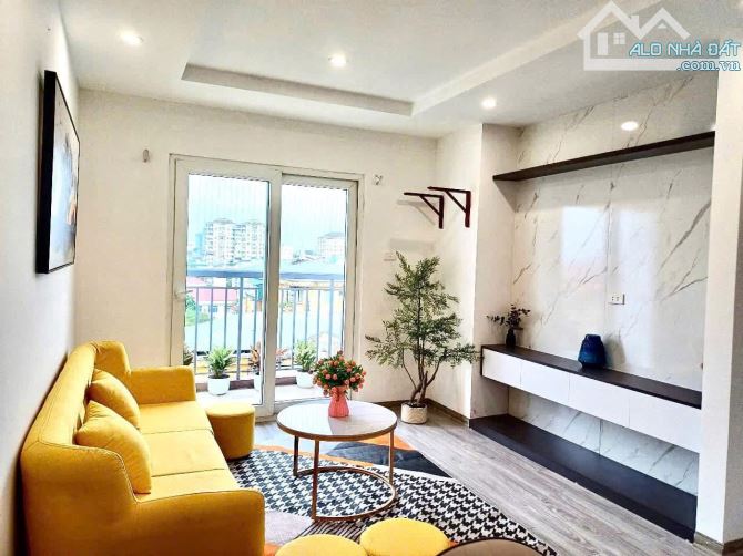 Loanh quanh 5 Tỷ Chung Cư 2 Ngủ Ba Đình💥Hơn 70m2💥Nhà Đẹp Ở Luôn💥Sổ Đỏ Lâu Dài💥💥💥💥💥