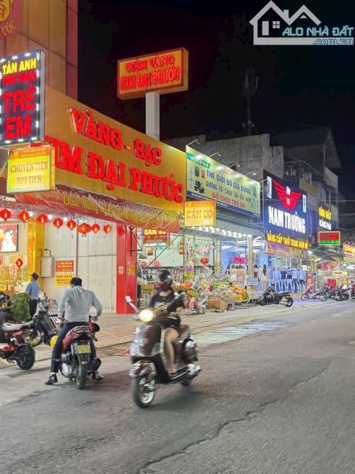 💥NGỘP BANK, BÁN GẤP MTKD, 40TR/THÁNG, NGANG 8M3, CHỢ 434 THUẬN AN CHỈ HƠN 11TỶ