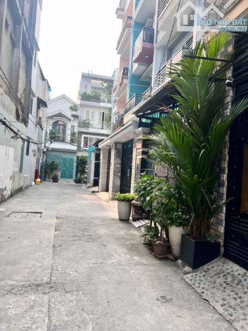 🟧BÁN NHÀ GẦN CV LÀNG HOA🟧4TẦNG 4PN ĐẸP LUNG LINH🟧XE HƠI TỚI CỬA NHỈNH 6TỶ - 10
