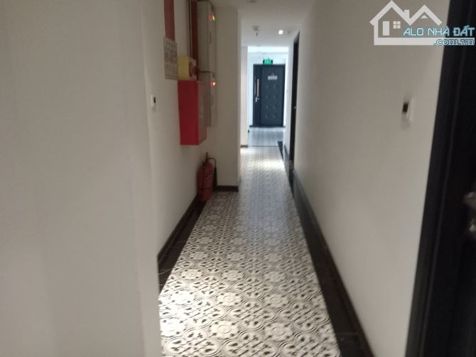 ( Chủ vay Bank Giảm 50 Tỷ ) Bán Khách Sạn Mặt Phố Mã Mây - 360m2 x 9T - MT 12m - 315 Tỷ