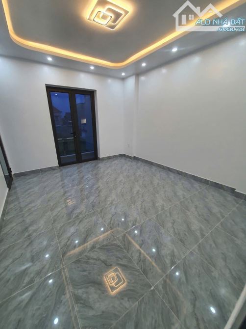 5 TỶ HƠN, THANG MÁY Ô TÔ VÀO GẦN NHÀ TẢ THANH OAI THANH TRÌ 34M  Nhà 5 tầng có thang máy, - 1