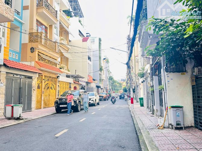 Gấp bán 120m2 hẻm 8m, ngay Lạc Long Quân, Quận Tân Bình, Giá nhỉnh 12 tỷ. Khu XD 6 tầng - 1