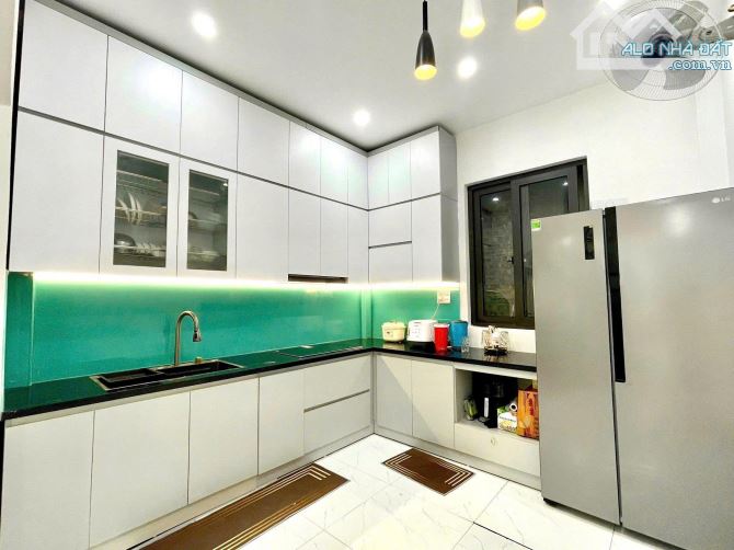 Cho thuê nhà nguyên căn 5 tầng ngõ VŨ NGỌC PHAN,ĐỐNG ĐA NHÀ MỚI ĐẸP - 1